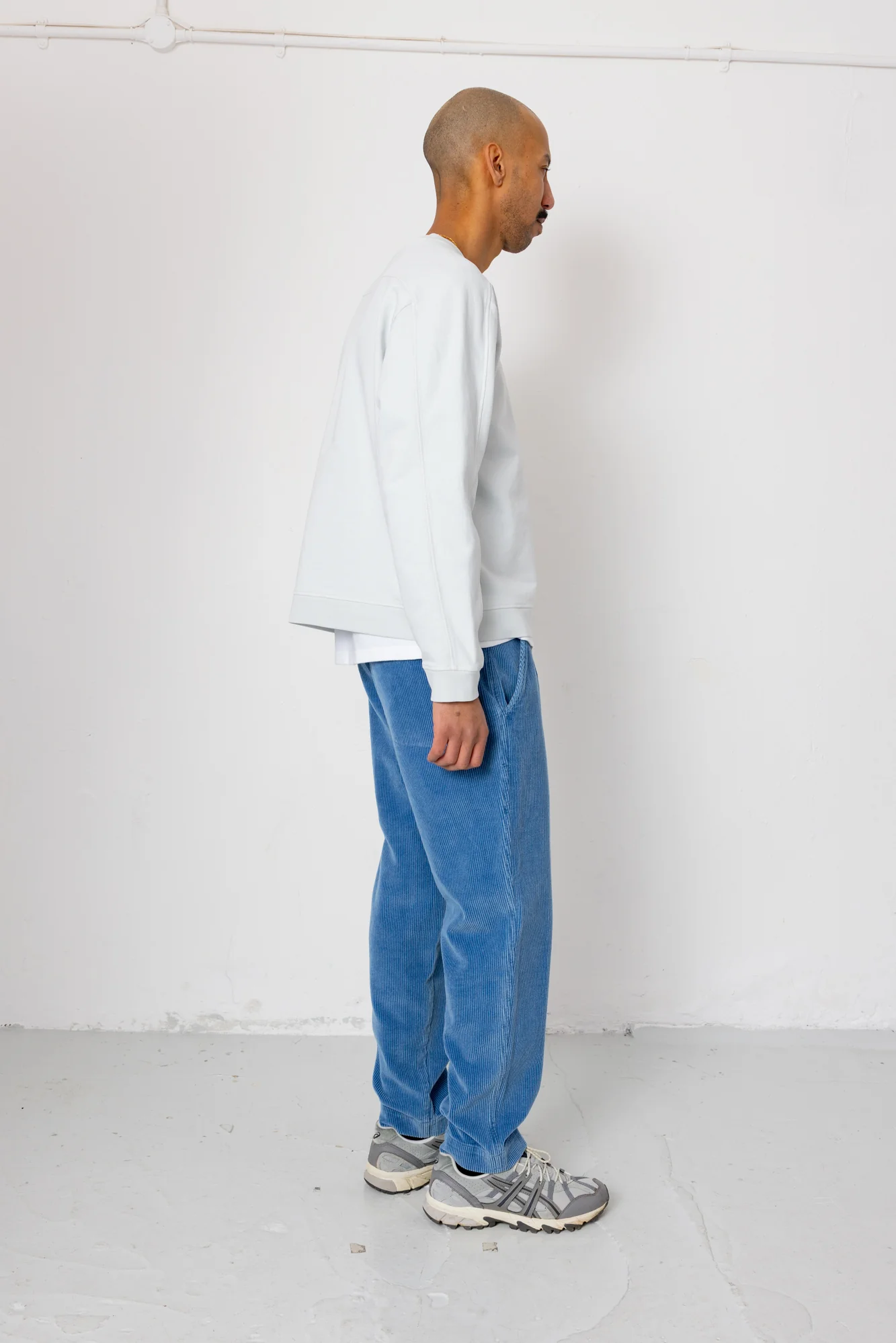 Thumb 4